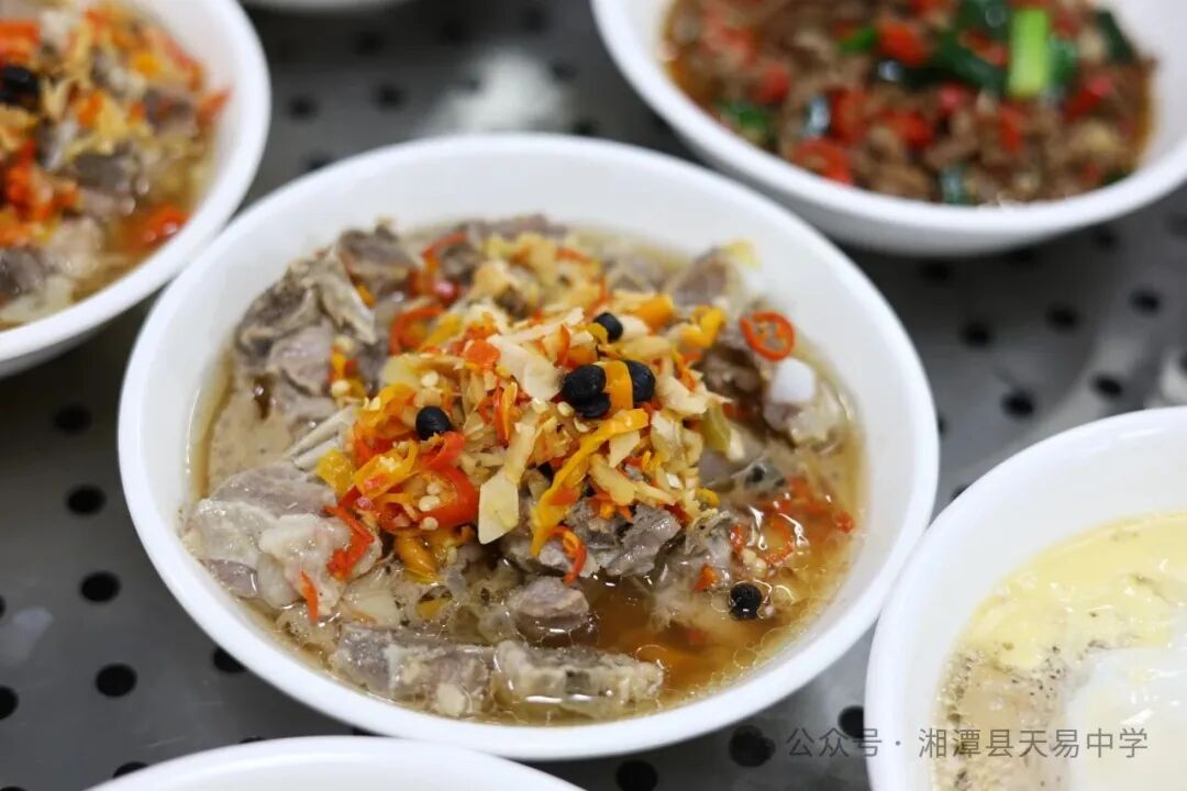 科学膳食 营养均衡——天易中学第十一周食谱