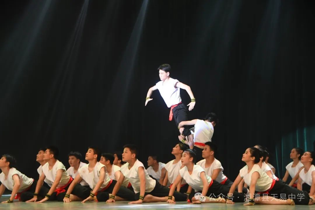“浪遏飞舟”——天易中学音乐组捷报频传